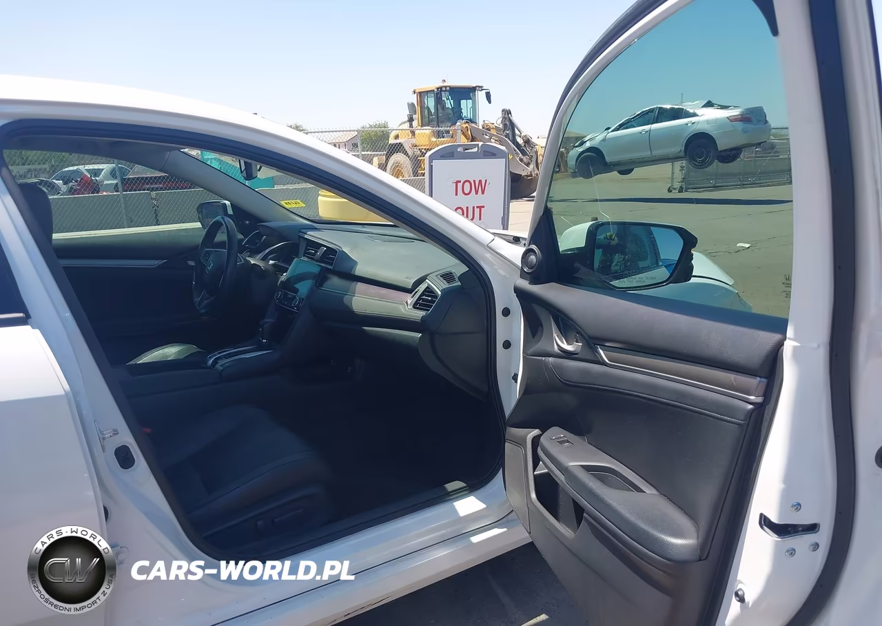 2016 Honda Civic Touring VIN:19XFC1F90GE016164 - 5