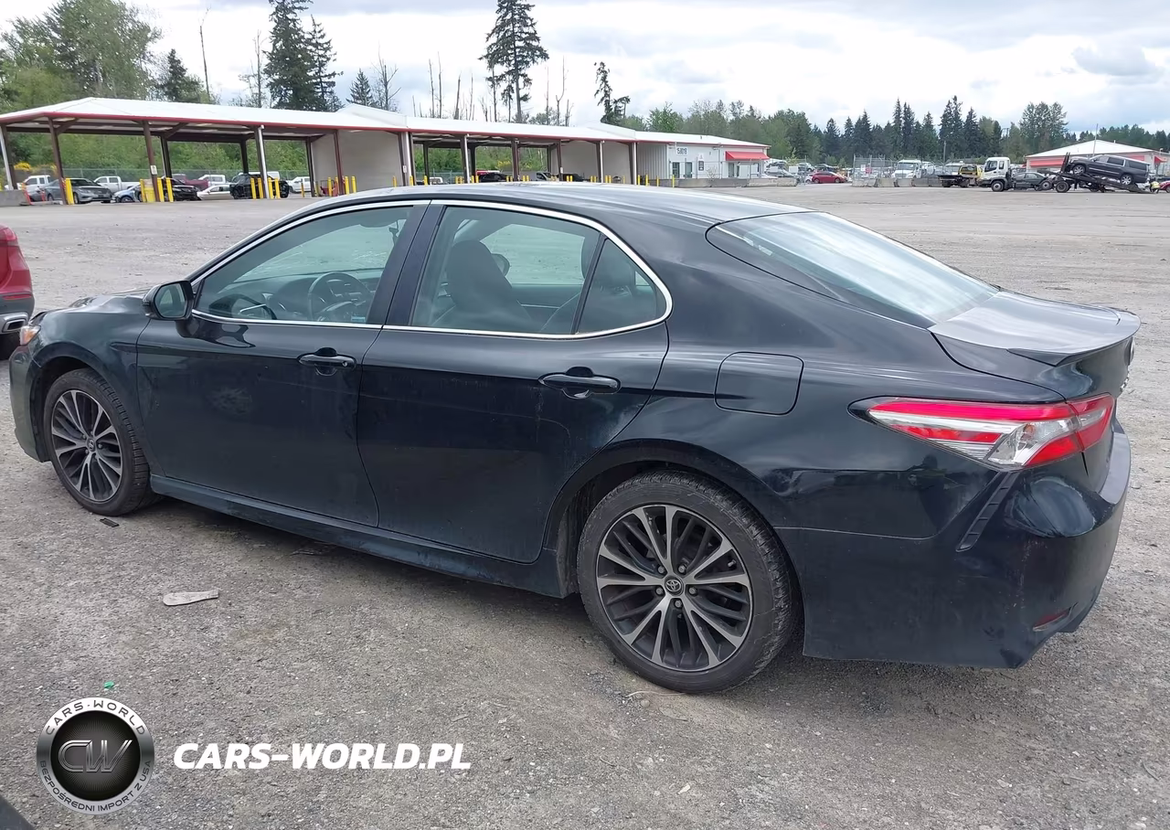 2018 Toyota Camry Se VIN:4T1B11HK4JU088235 - 15