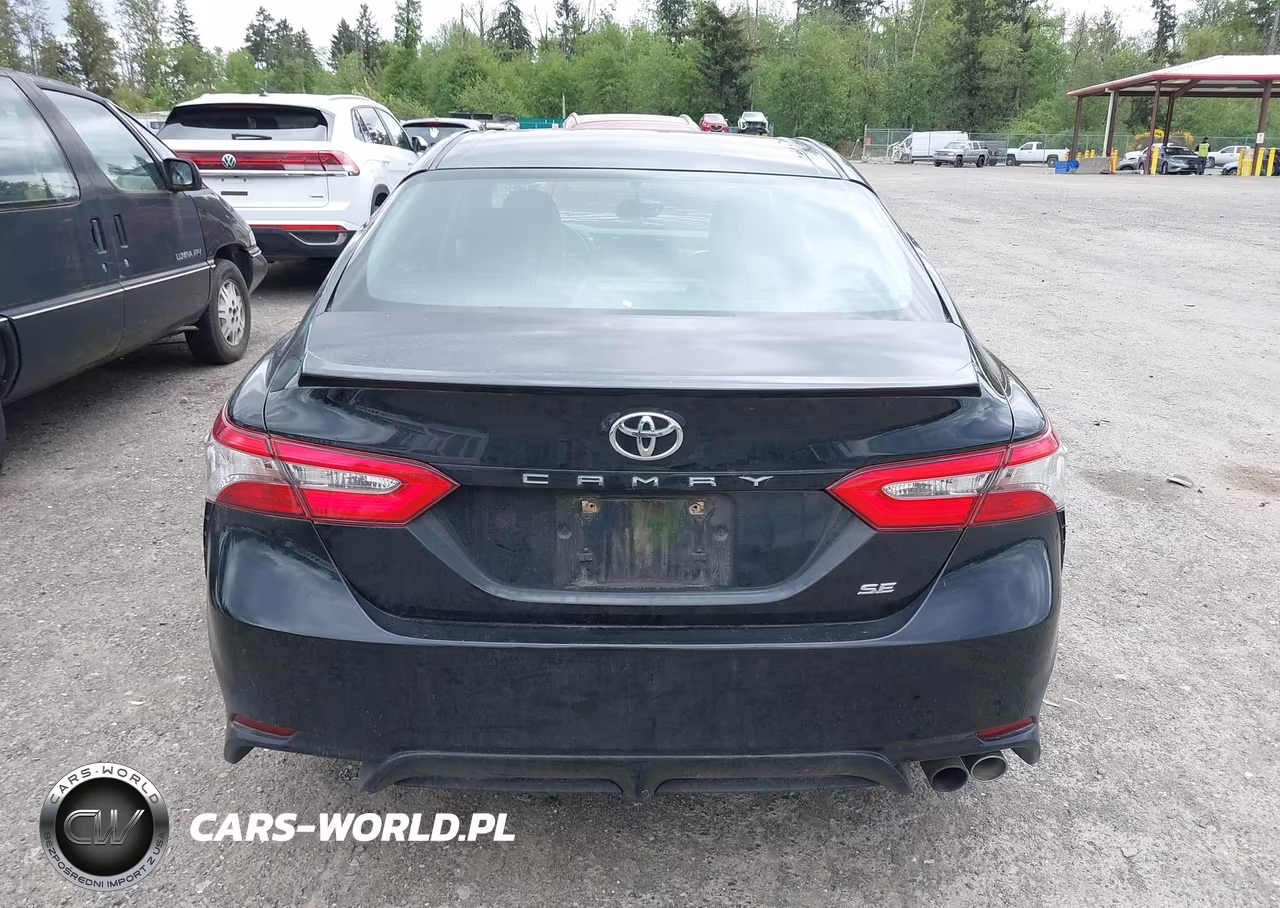 2018 Toyota Camry Se VIN:4T1B11HK4JU088235 - 17