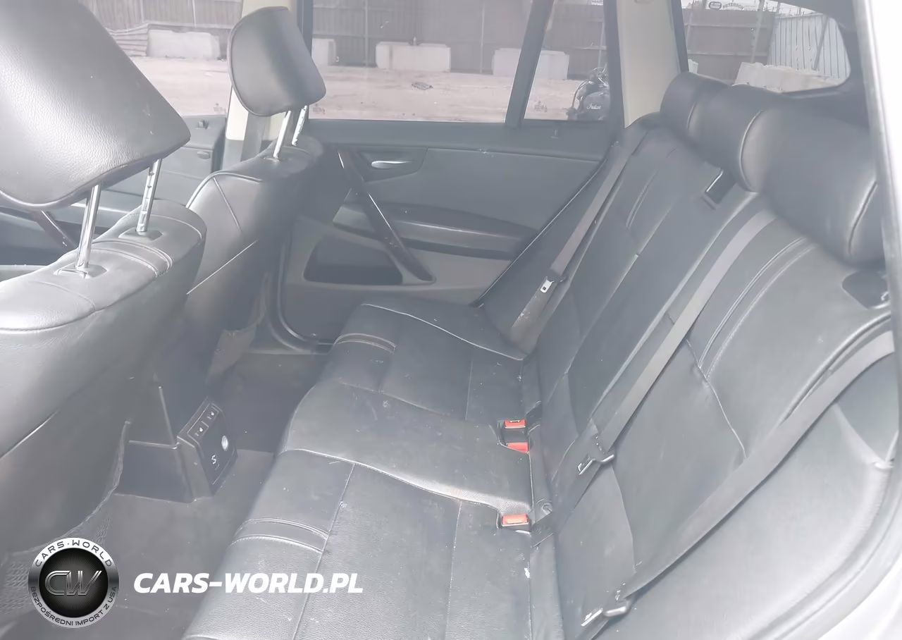 2007 BMW X3 3.0Si VIN:WBXPC93477WF28494 - 8