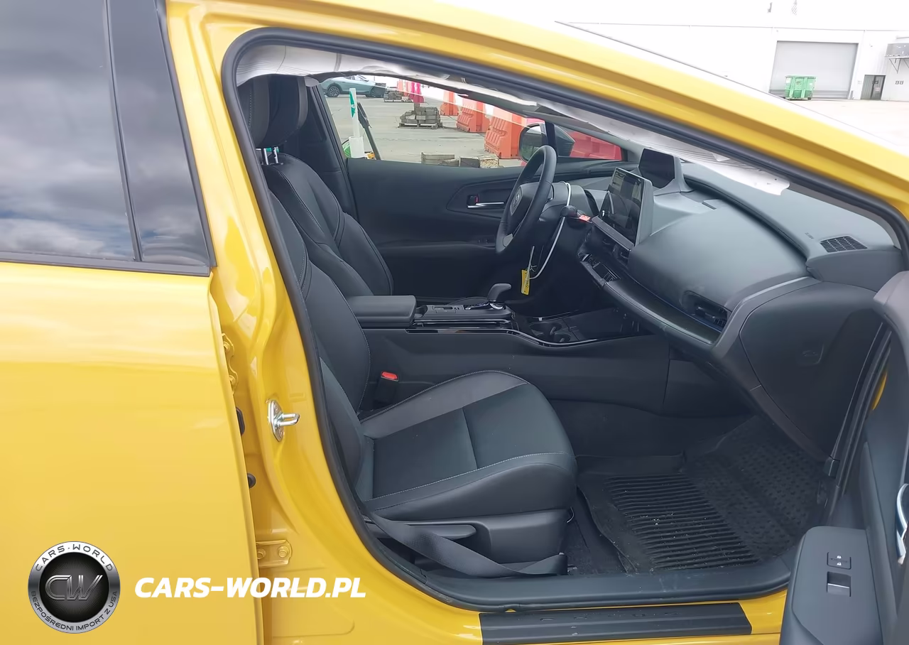 2026 Toyota Prius Nightshade VIN:JTDACAAU0T3071009 - 5