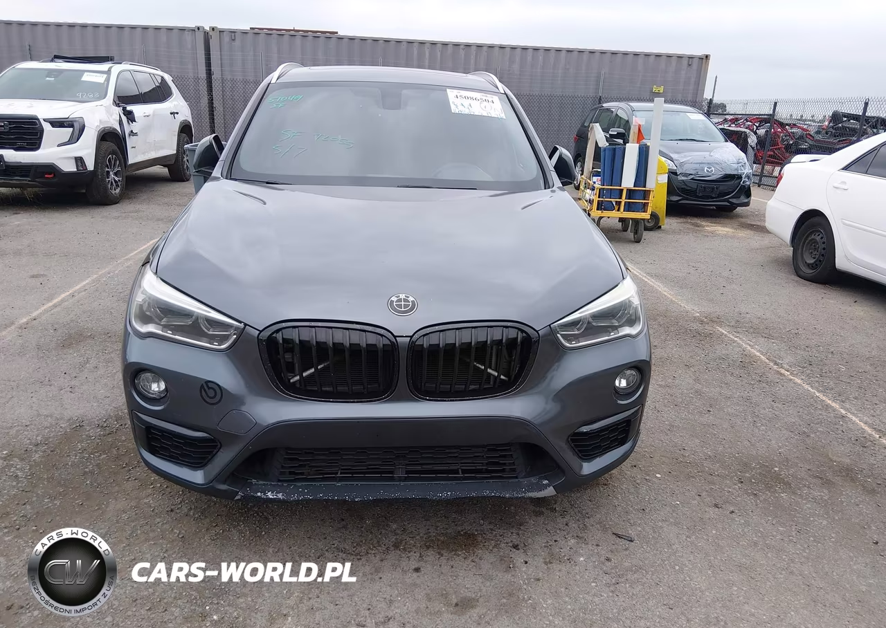 2017 BMW X1 xDrive28I VIN:WBXHT3Z38H4A53984 - 12