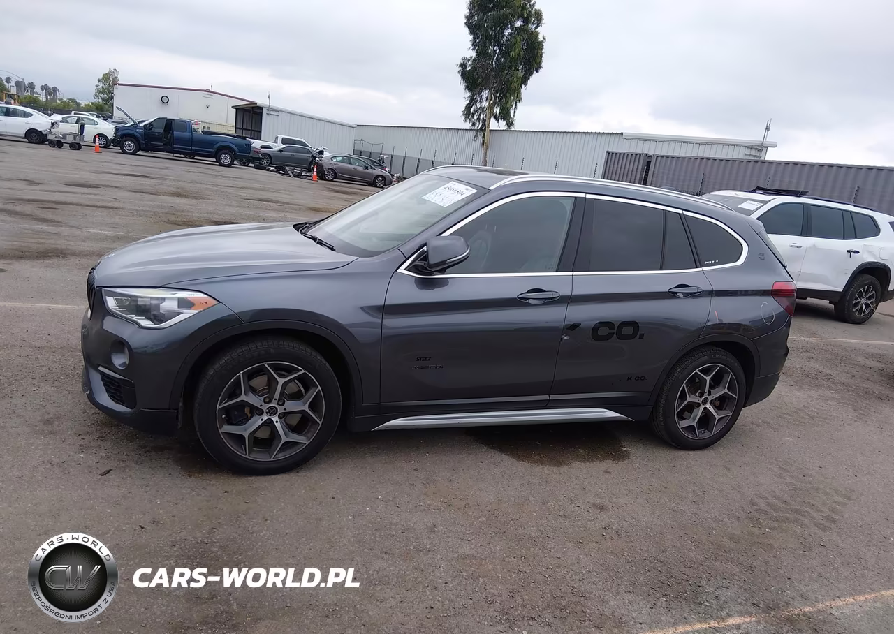 2017 BMW X1 xDrive28I VIN:WBXHT3Z38H4A53984 - 14