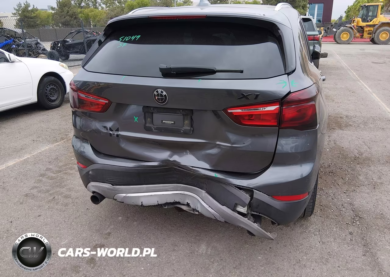 2017 BMW X1 xDrive28I VIN:WBXHT3Z38H4A53984 - 6