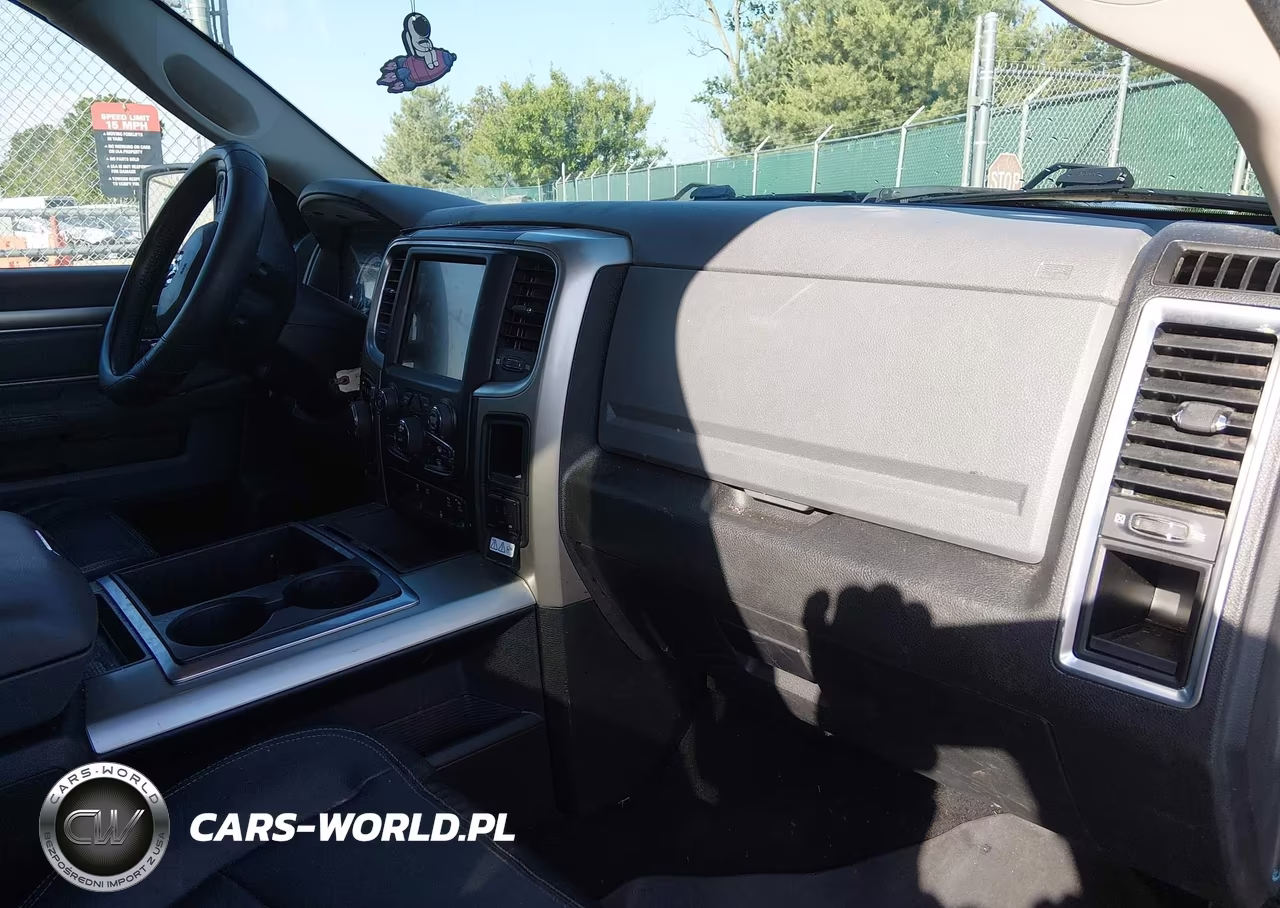 2015 Ram 1500 Big Horn VIN:1C6RR7LT7FS705880 - 5