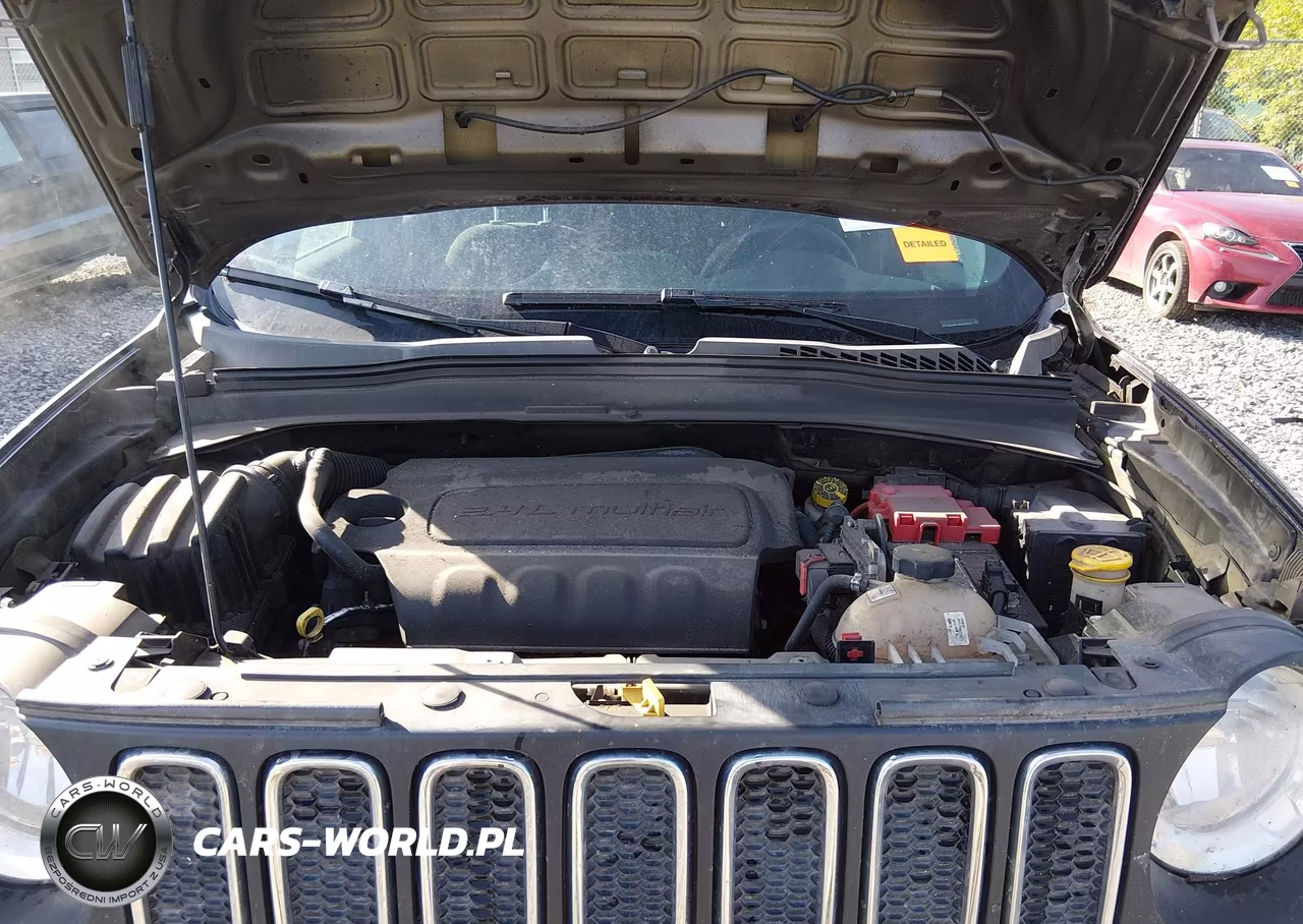 2018 Jeep Renegade Sport 4X4 VIN:ZACCJBAB2JPH81783 - 10