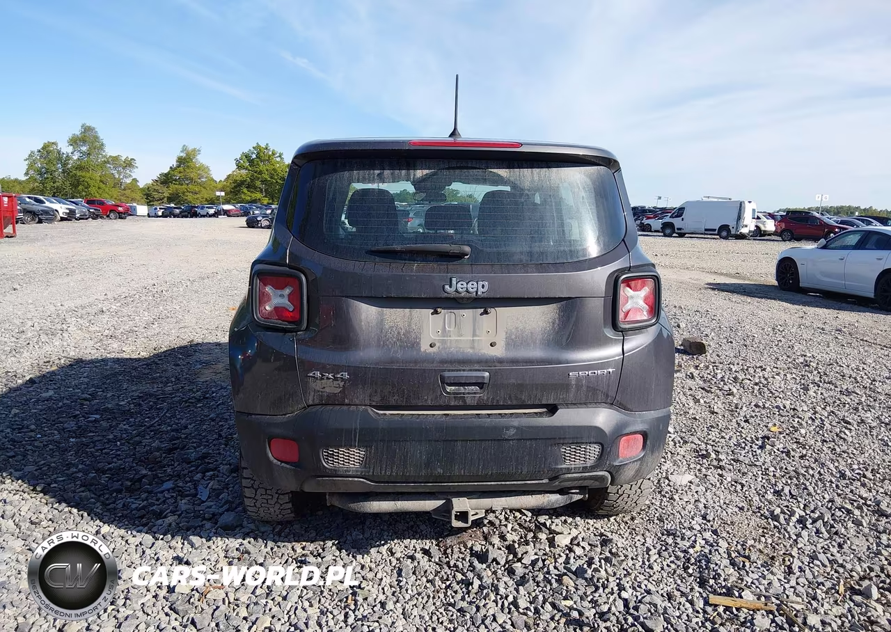 2018 Jeep Renegade Sport 4X4 VIN:ZACCJBAB2JPH81783 - 16