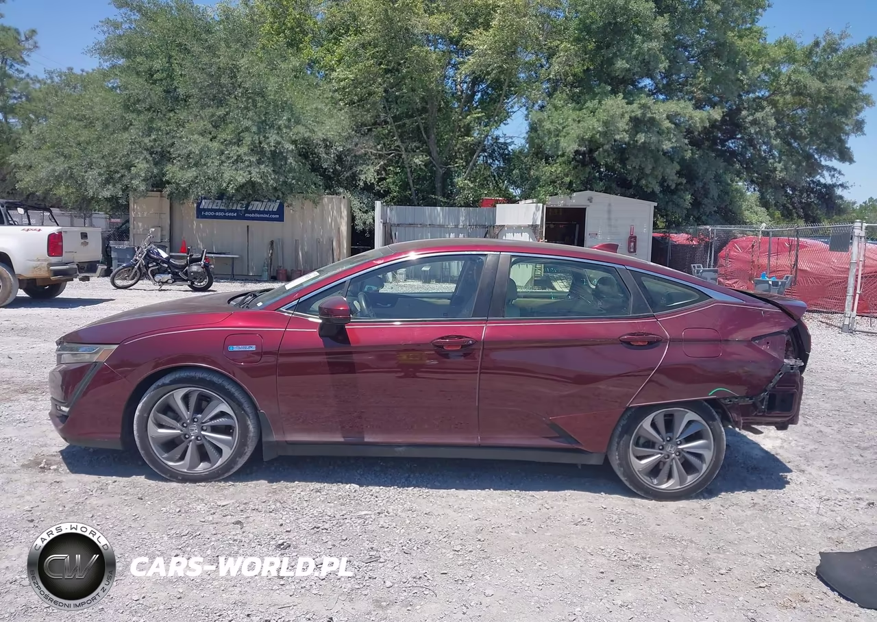 2018 Honda Clarity Plug-In Hybrid VIN:JHMZC5F15JC000702 - 15