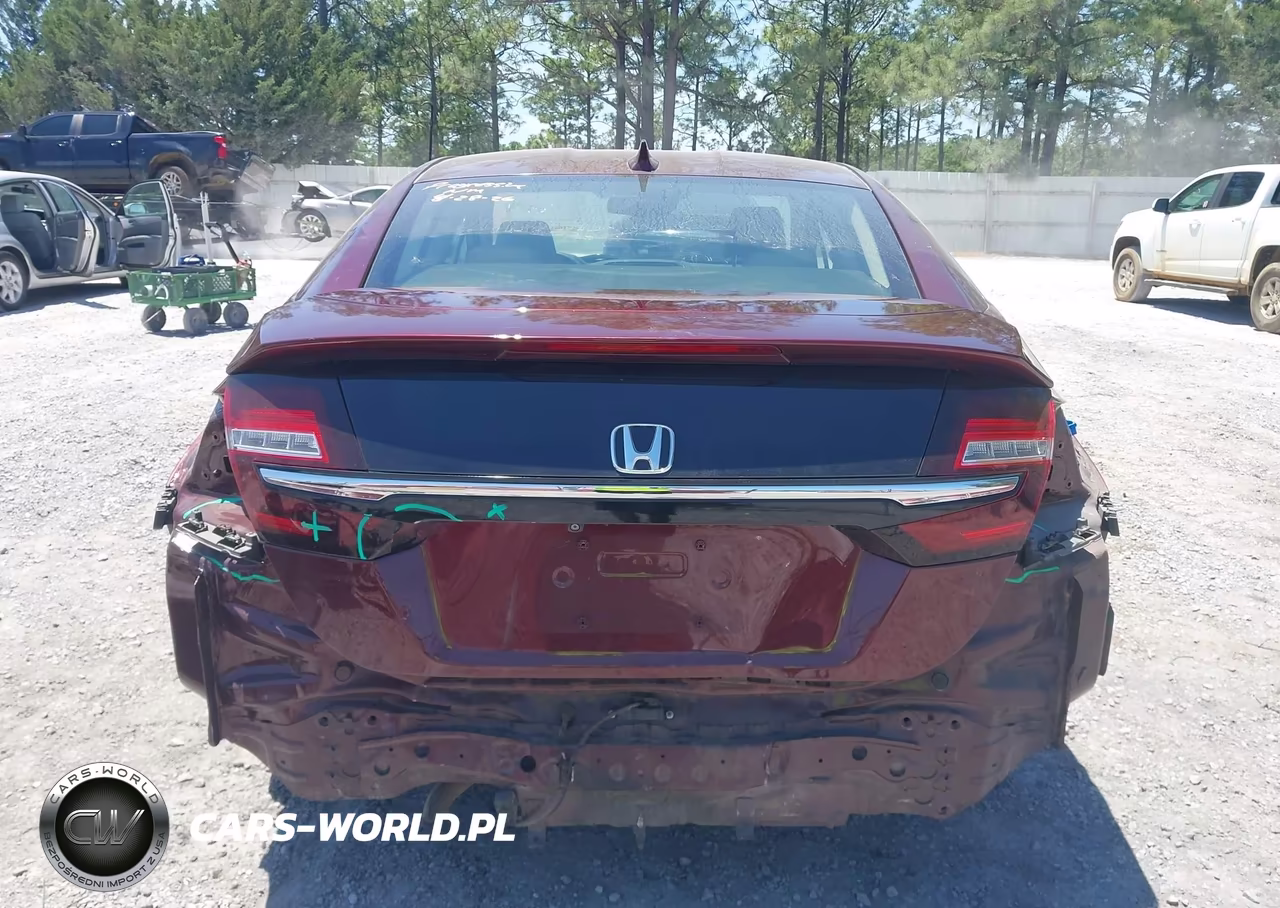 2018 Honda Clarity Plug-In Hybrid VIN:JHMZC5F15JC000702 - 17