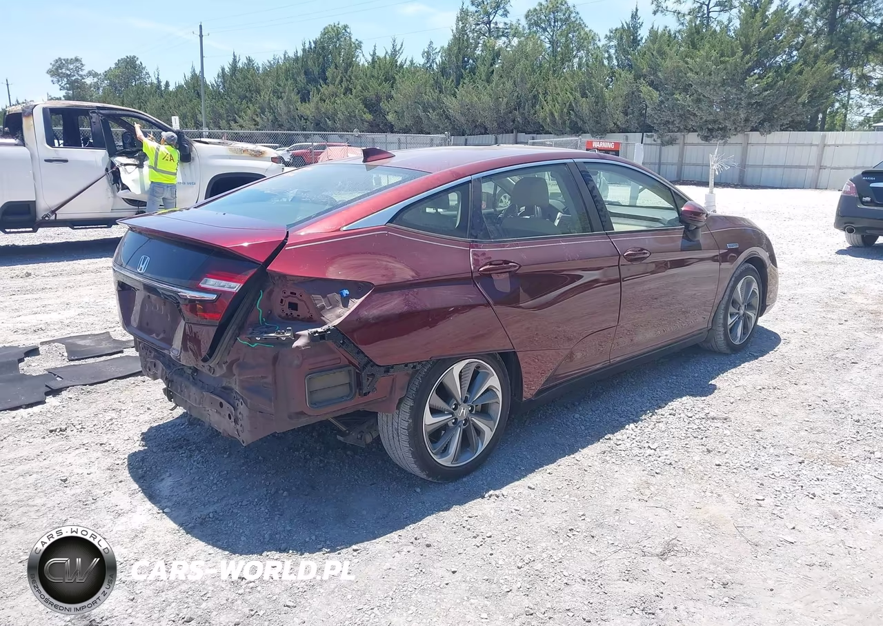 2018 Honda Clarity Plug-In Hybrid VIN:JHMZC5F15JC000702 - 4