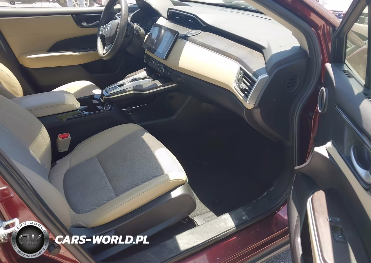 2018 Honda Clarity Plug-In Hybrid VIN:JHMZC5F15JC000702 - 5