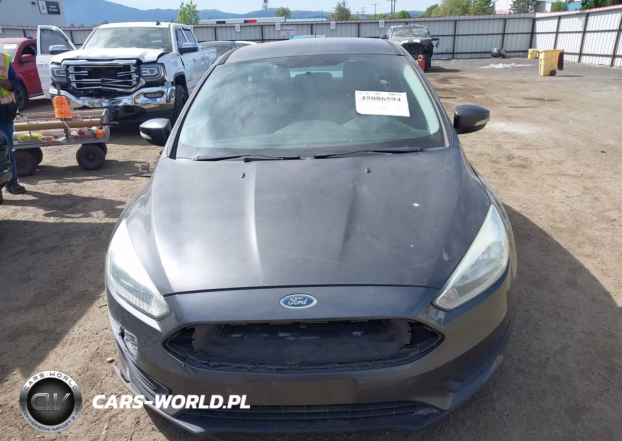 2015 Ford Focus Se VIN:1FADP3K22FL351051 - 13