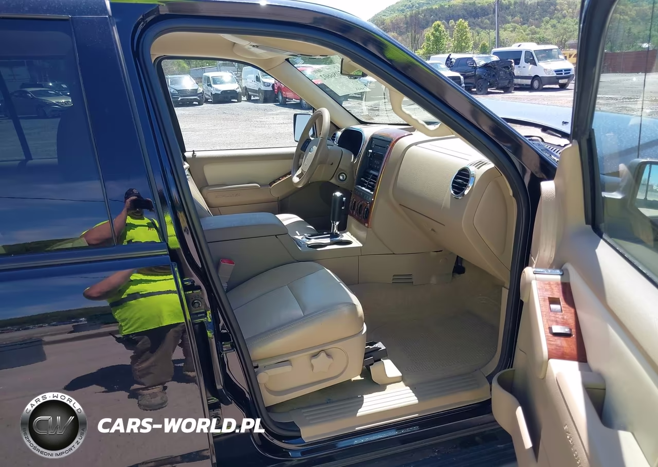 2008 Ford Explorer Eddie Bauer VIN:1FMEU74E48UA49954 - 5