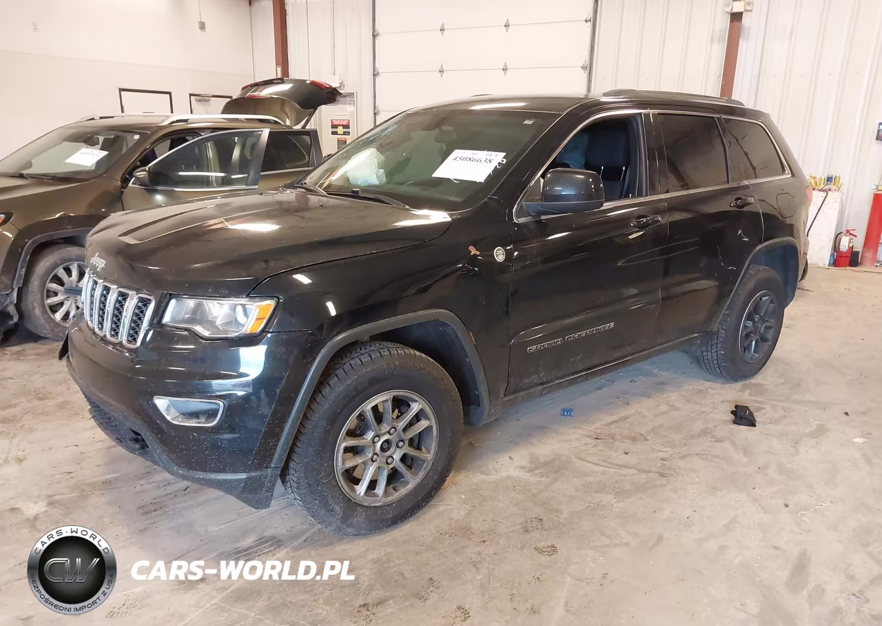 2019 Jeep Grand Cherokee Laredo E 4X4 VIN:1C4RJFAG0KC838033 - 2