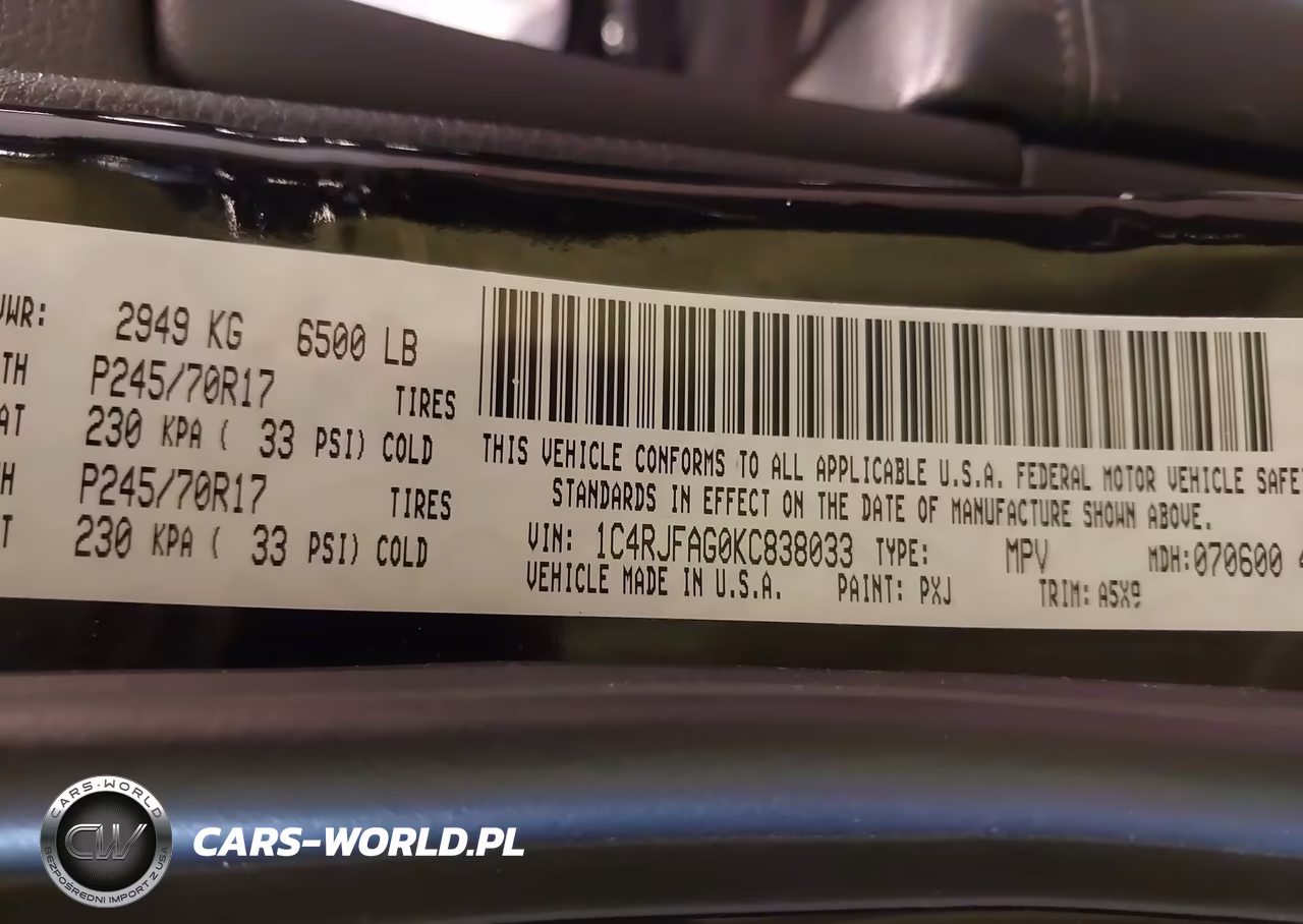 2019 Jeep Grand Cherokee Laredo E 4X4 VIN:1C4RJFAG0KC838033 - 9