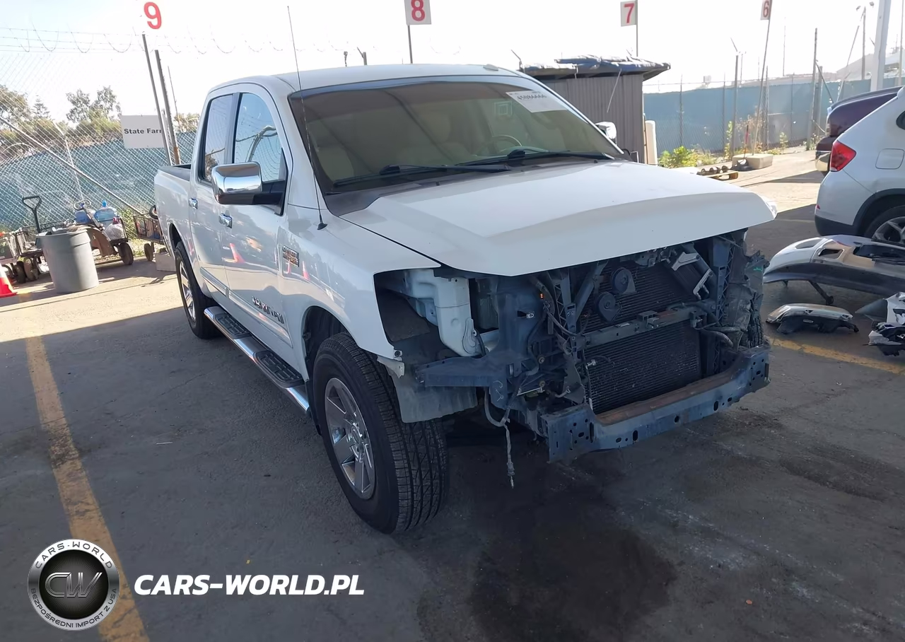 2014 Nissan Titan Sv