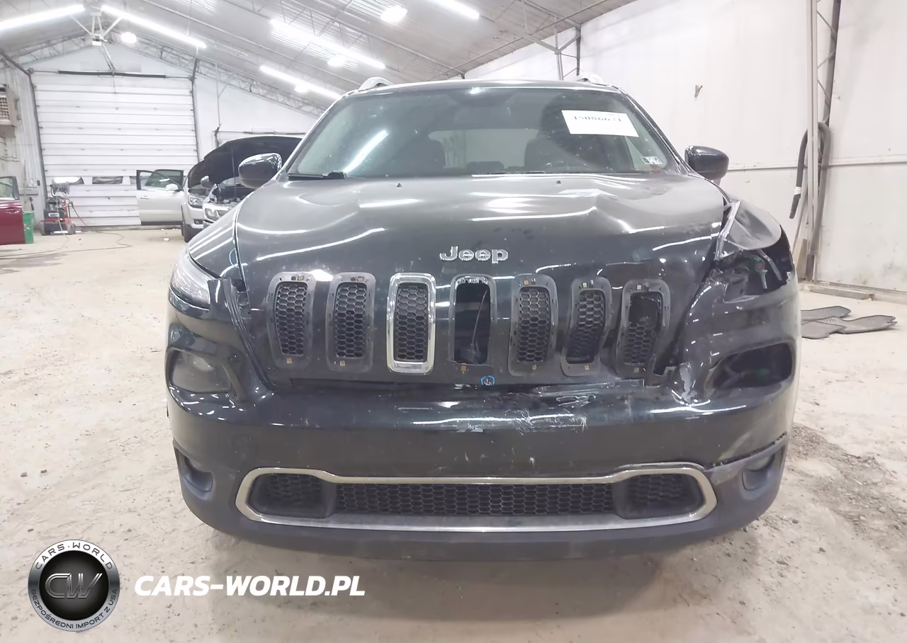 2015 Jeep Cherokee Latitude VIN:1C4PJMCB1FW787272 - 13