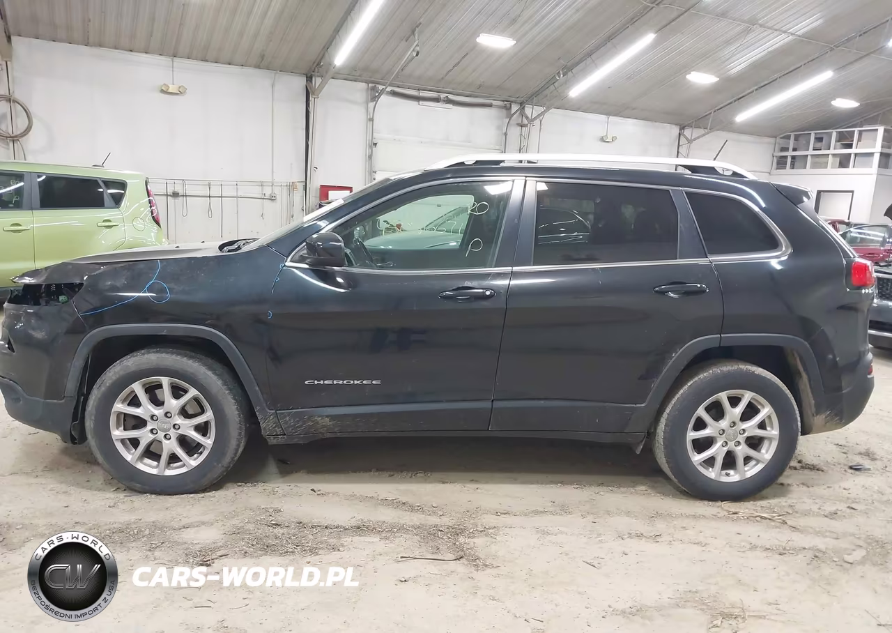 2015 Jeep Cherokee Latitude VIN:1C4PJMCB1FW787272 - 15