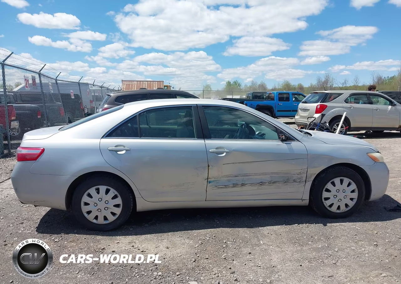 2007 Toyota Camry Le VIN:4T1BE46K57U715204 - 14