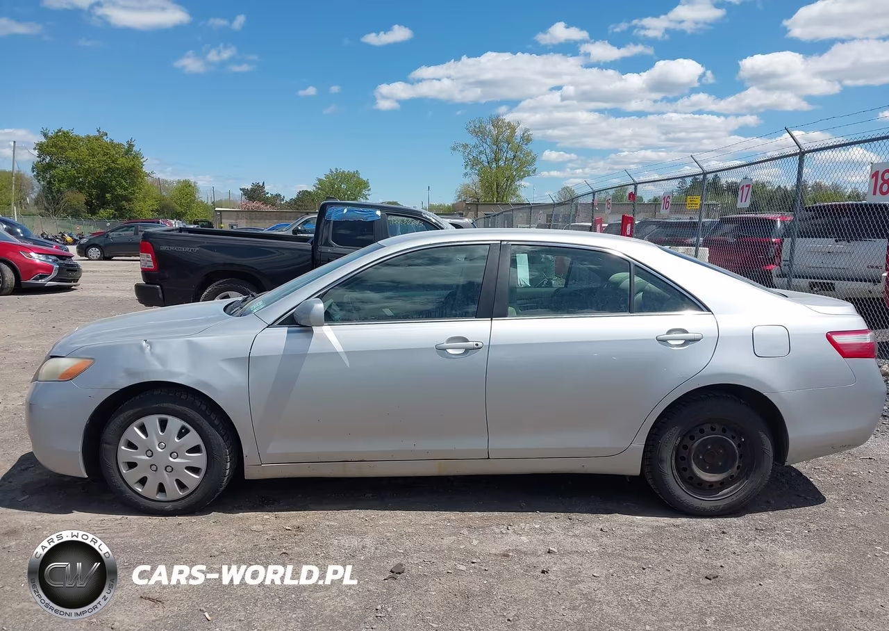 2007 Toyota Camry Le VIN:4T1BE46K57U715204 - 15
