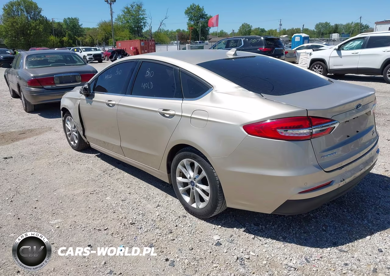 2019 Ford Fusion Se VIN:3FA6P0HD5KR142978 - 3