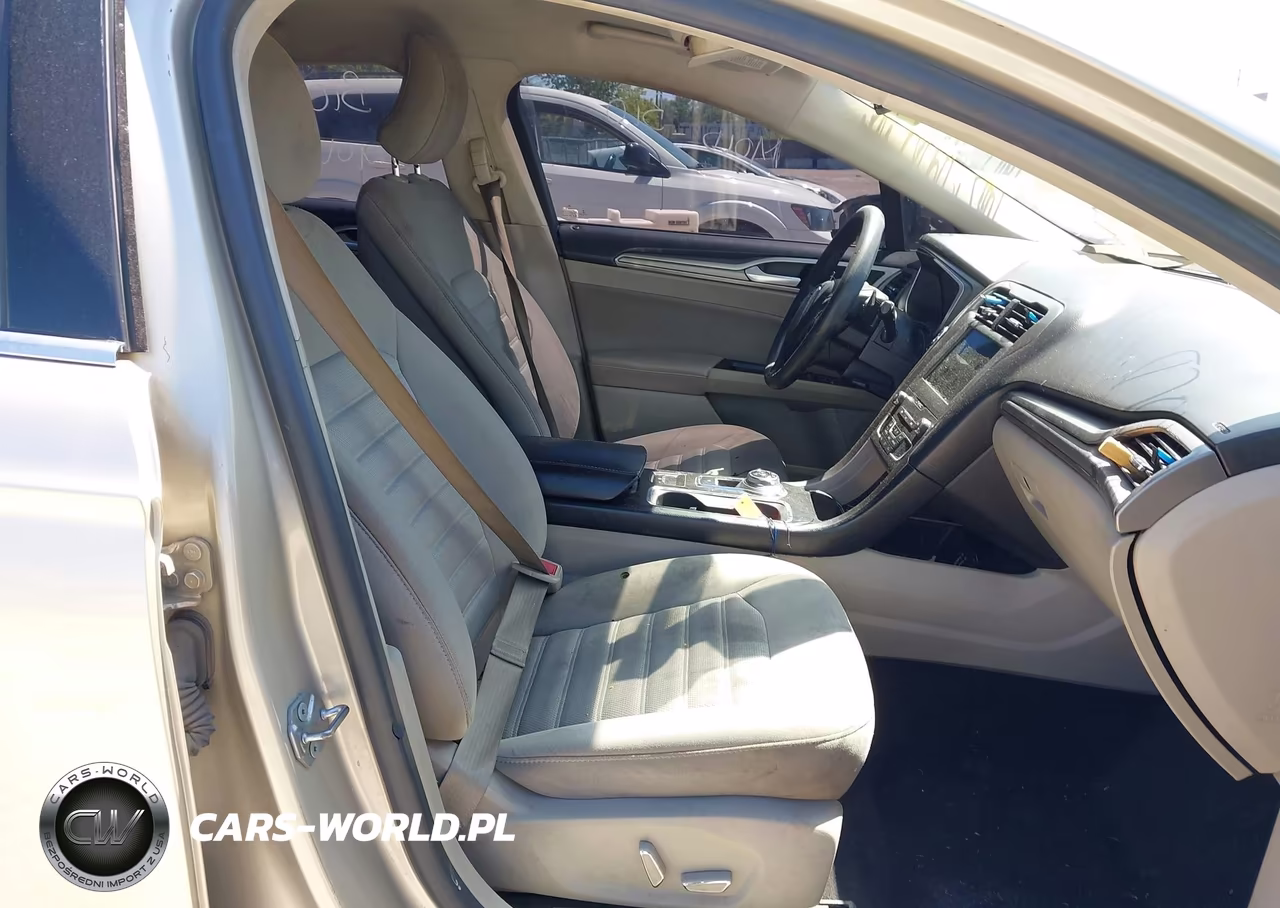 2019 Ford Fusion Se VIN:3FA6P0HD5KR142978 - 5