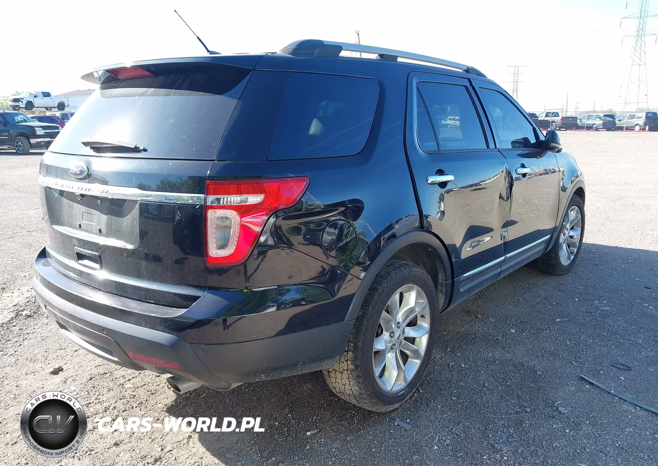 2012 Ford Explorer Xlt VIN:1FMHK7D8XCGA55620 - 4