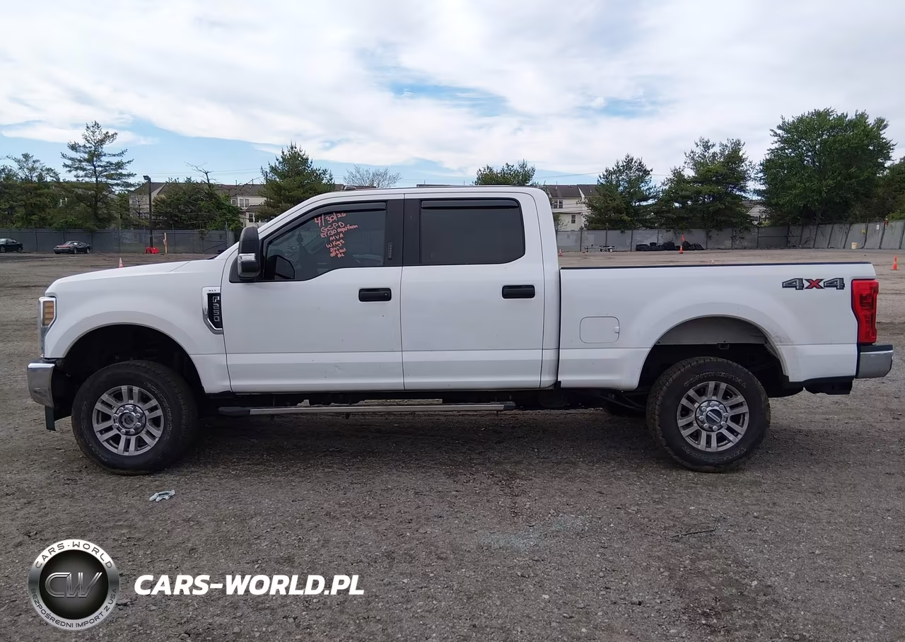 2018 Ford F-250 Xlt VIN:1FT7W2B64JEB12315 - 13