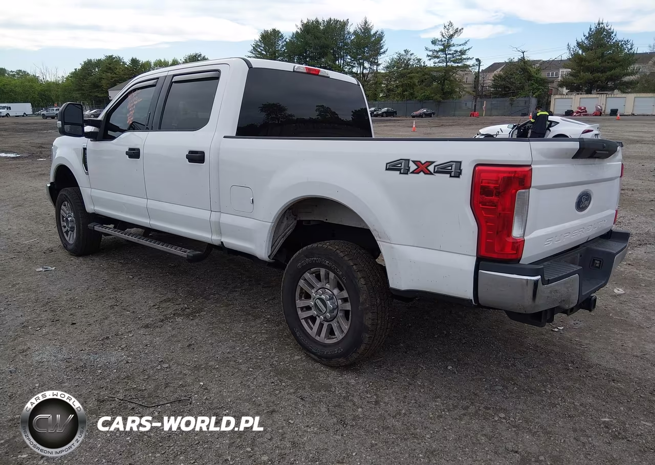 2018 Ford F-250 Xlt VIN:1FT7W2B64JEB12315 - 3