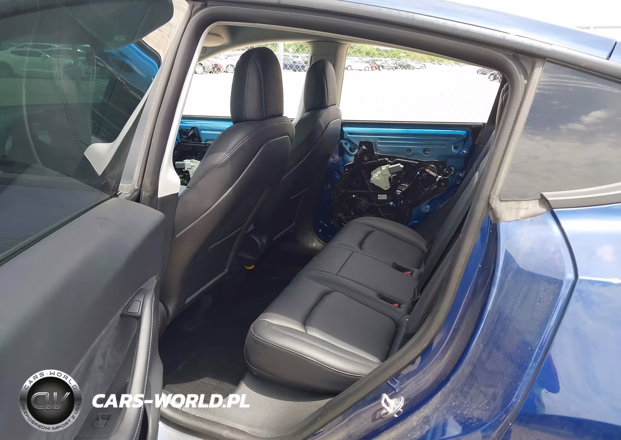 2022 Tesla Model Y Long Range Dual Motor All-Wheel Drive VIN:7SAYGDEE5NF370754 - 8