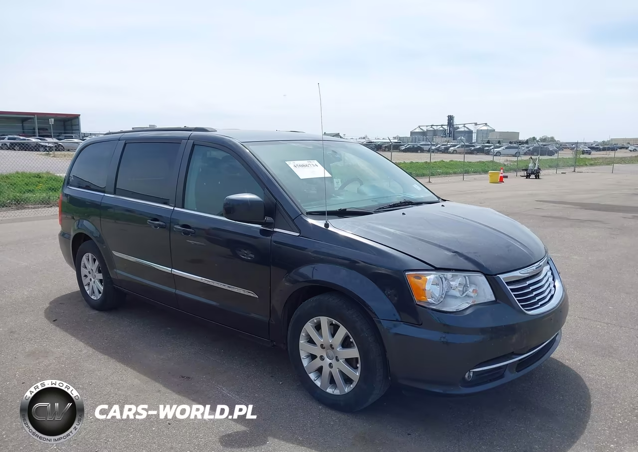 2014 Chrysler Town & Country Touring – zdjęcie 1 z 11