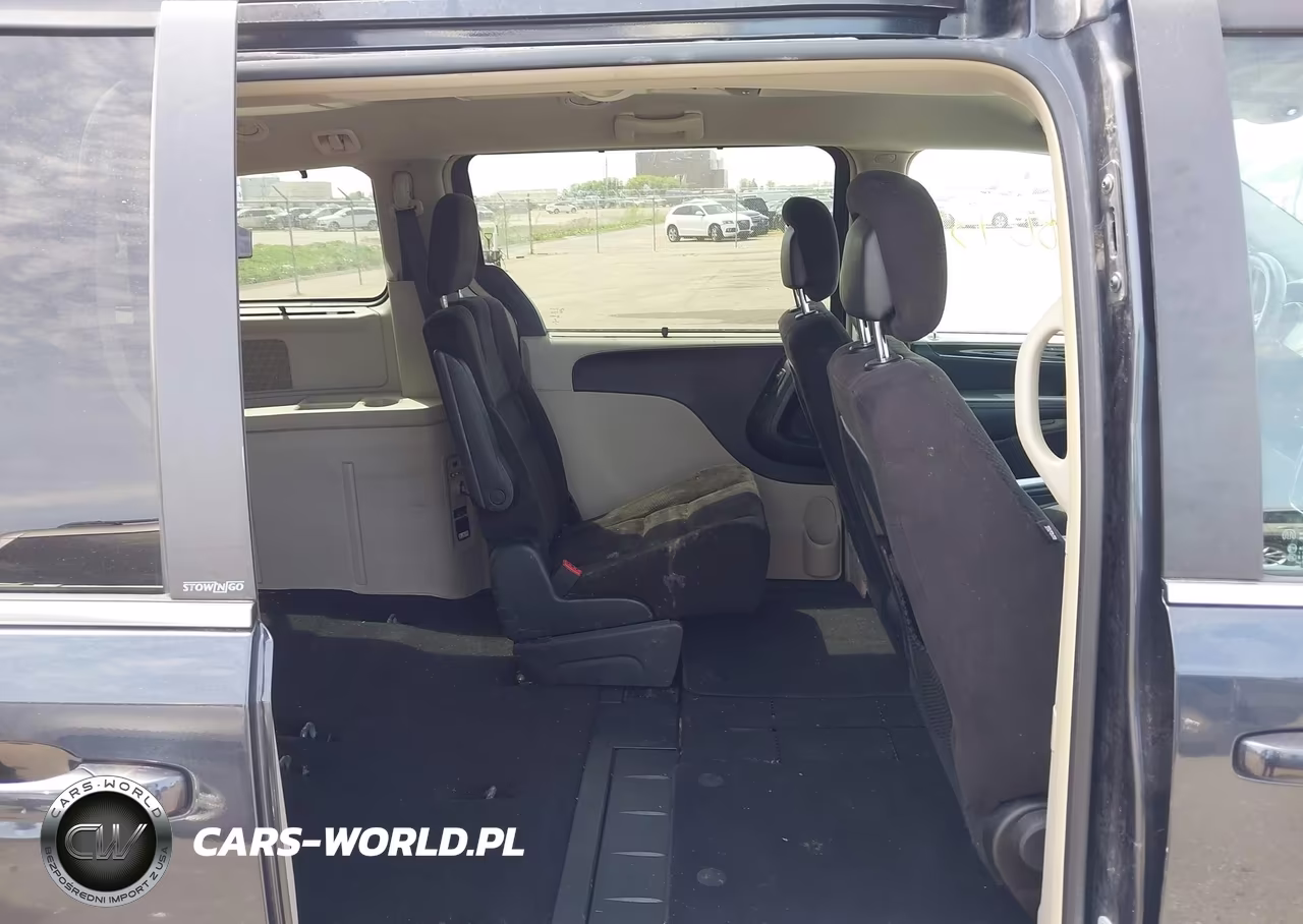 2014 Chrysler Town & Country Touring VIN:2C4RC1BG7ER280253 - 8