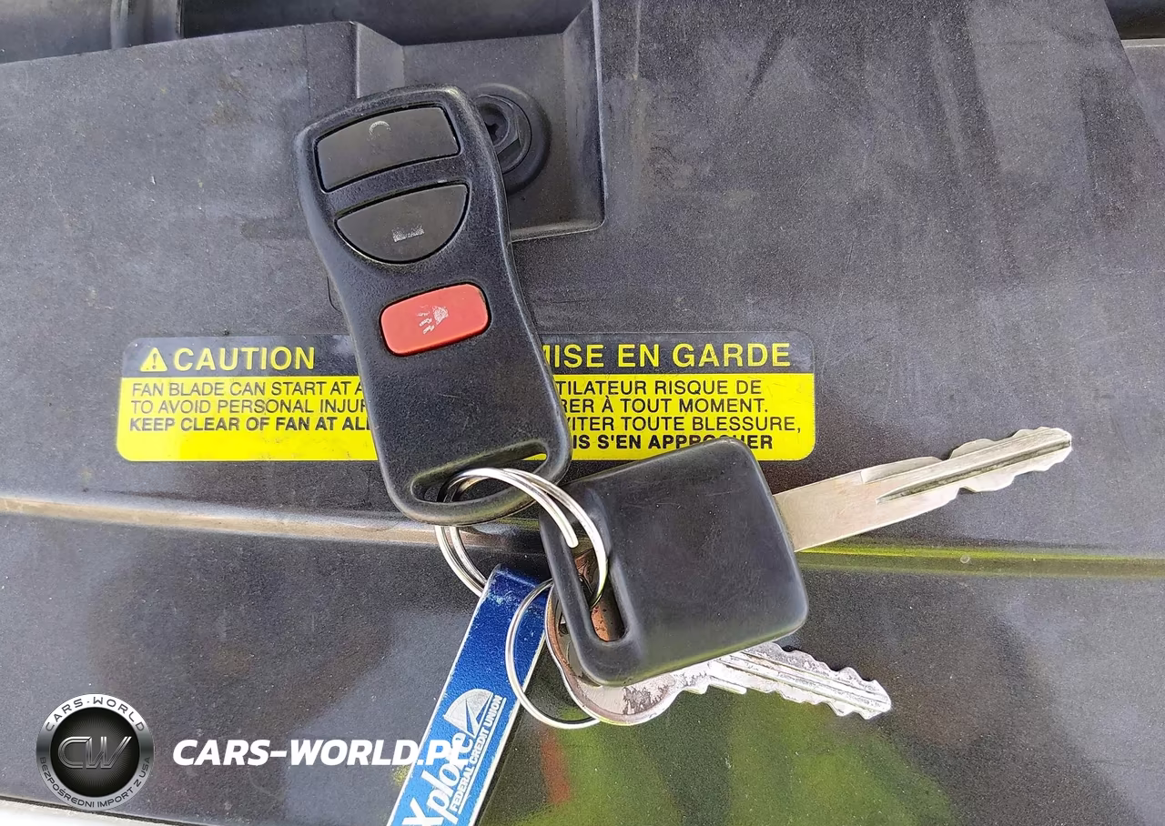 2010 Nissan Sentra 2.0S VIN:3N1AB6AP5AL659812 - 11