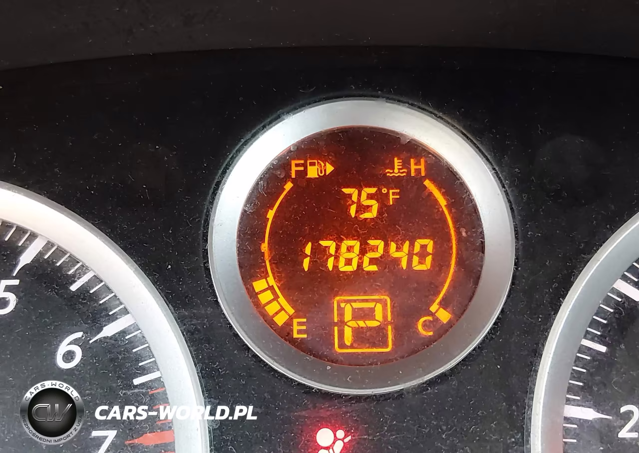2010 Nissan Sentra 2.0S VIN:3N1AB6AP5AL659812 - 16
