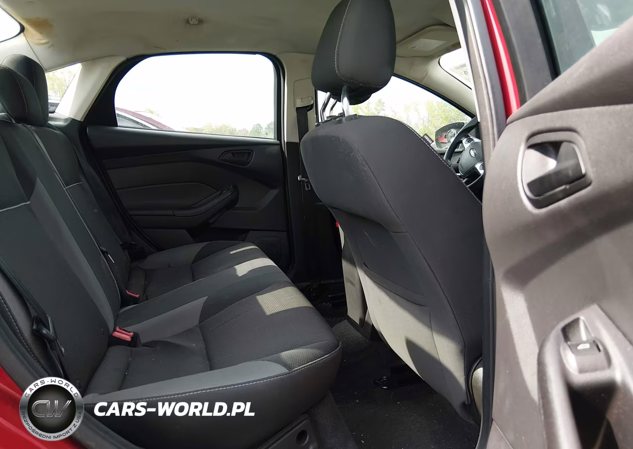 2012 Ford Focus Se VIN:1FAHP3F26CL328461 - 8
