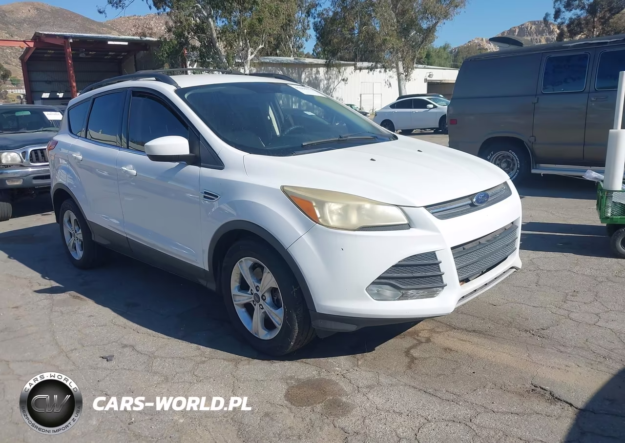 Główne zdjęcie 2015 Ford Escape Se