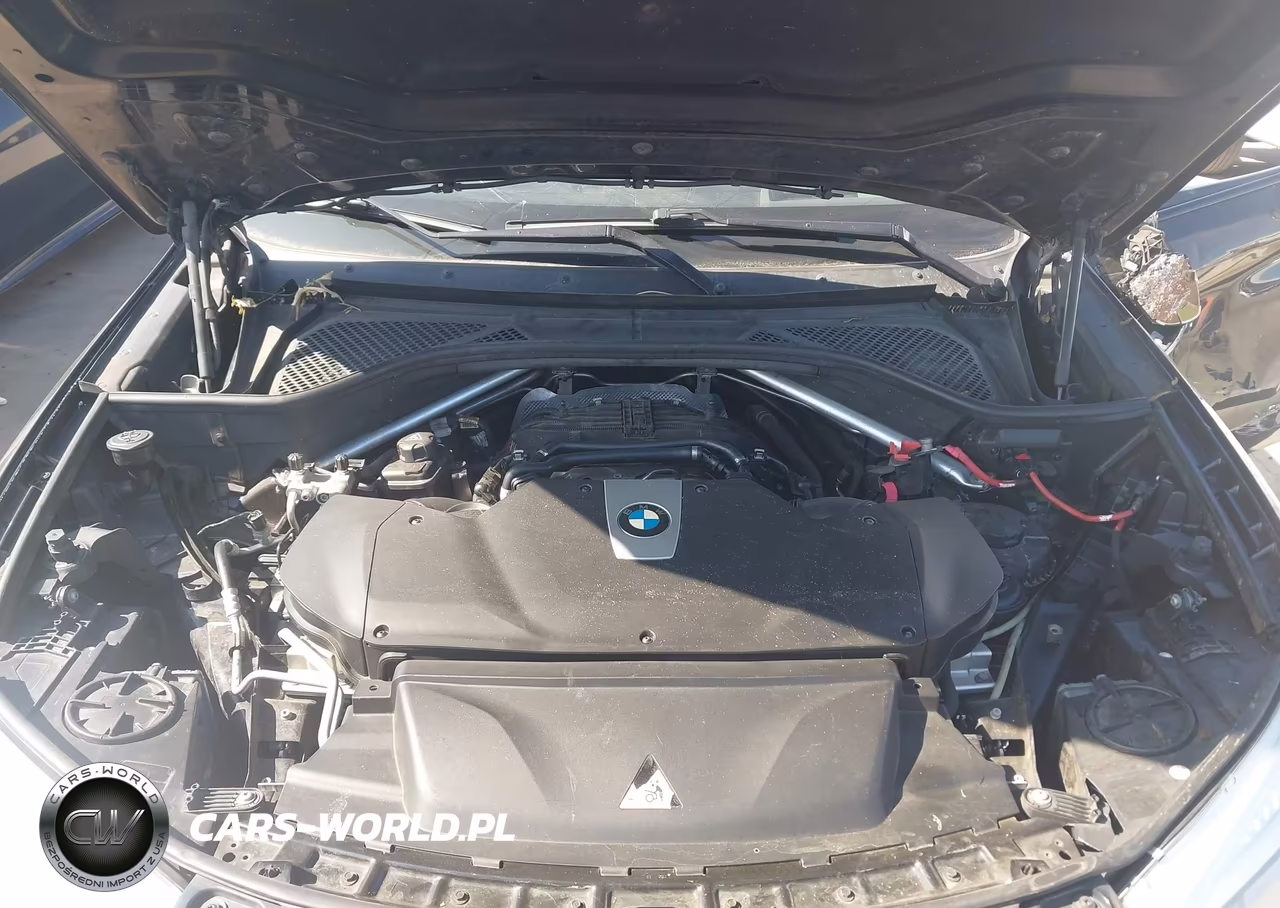 2014 BMW X5 xDrive50I VIN:5UXKR6C5XE0C02149 - 10