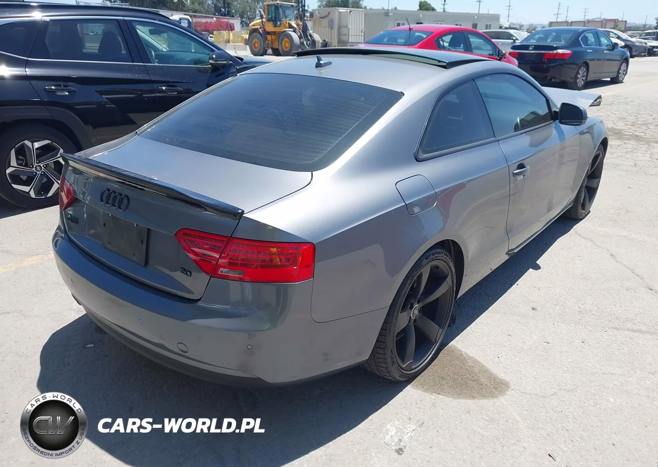 2014 Audi A5 2.0T Premium VIN:WAULFAFR2EA008929 - 4