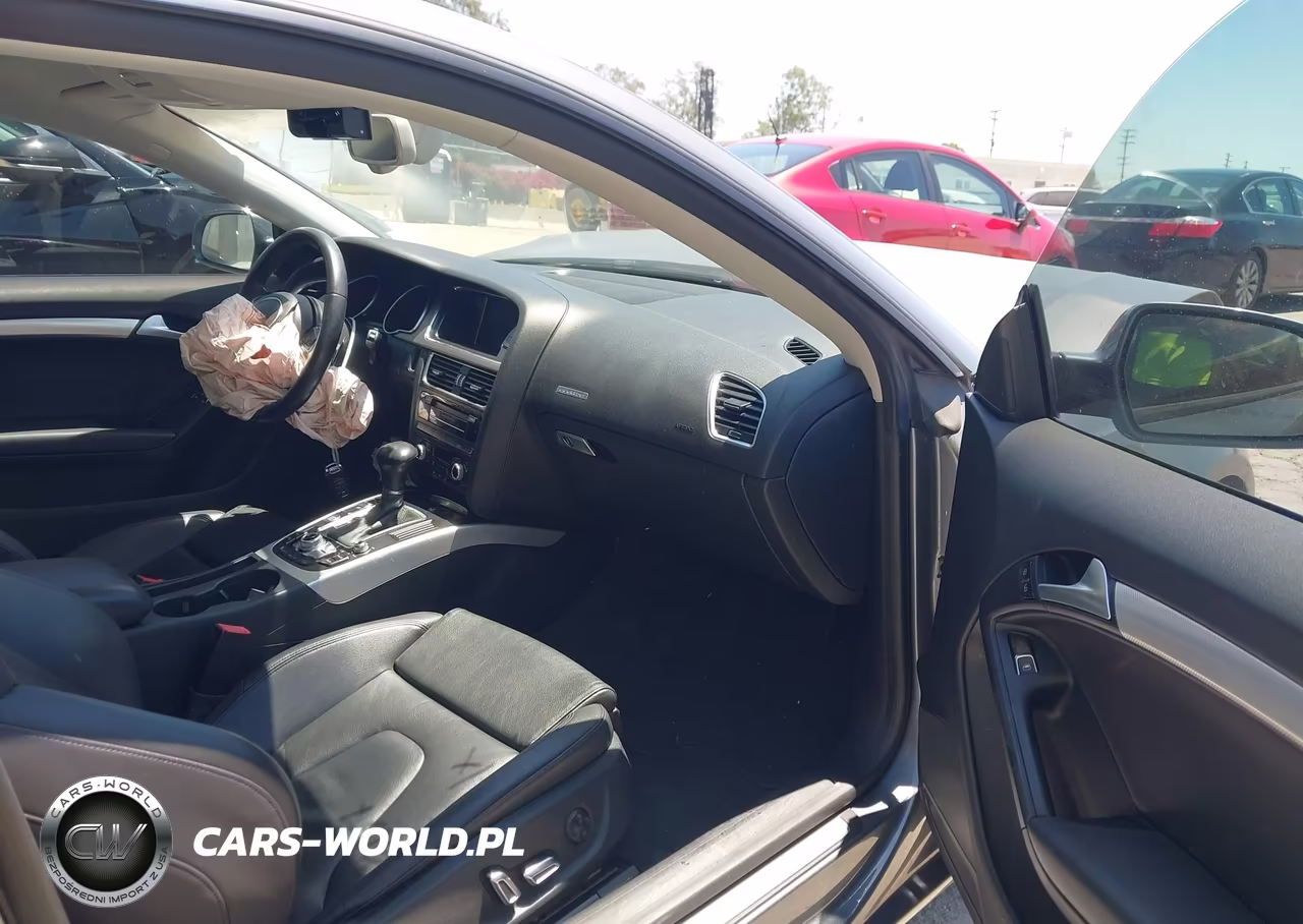 2014 Audi A5 2.0T Premium VIN:WAULFAFR2EA008929 - 5
