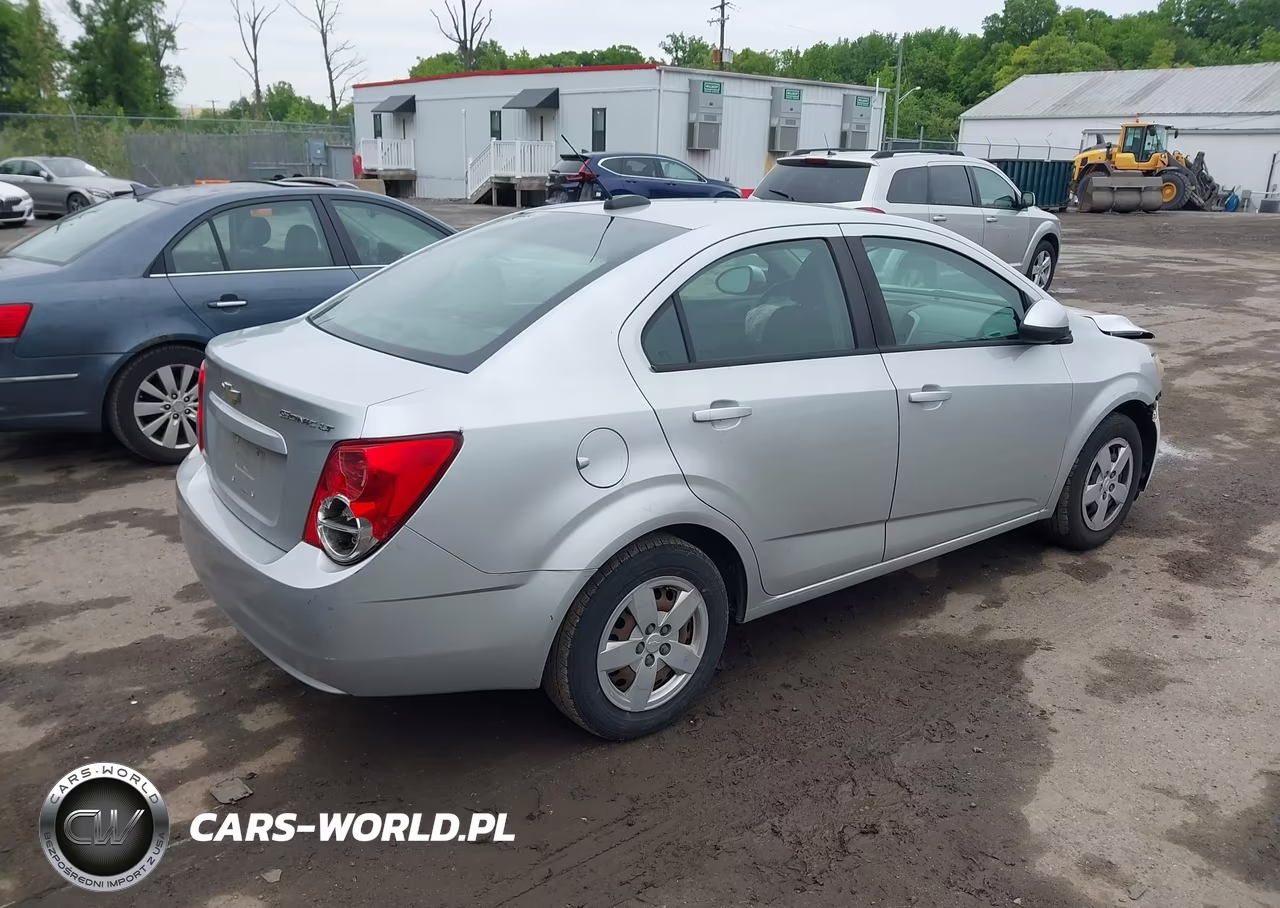2015 Chevrolet Sonic Ls Auto VIN:1G1JA5SG6F4141965 - 4