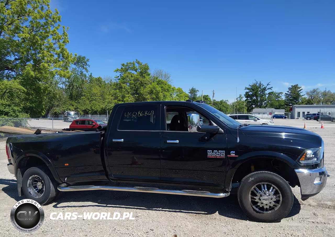 2014 Ram 3500 Laramie VIN:3C63RRJL2EG140660 - 12