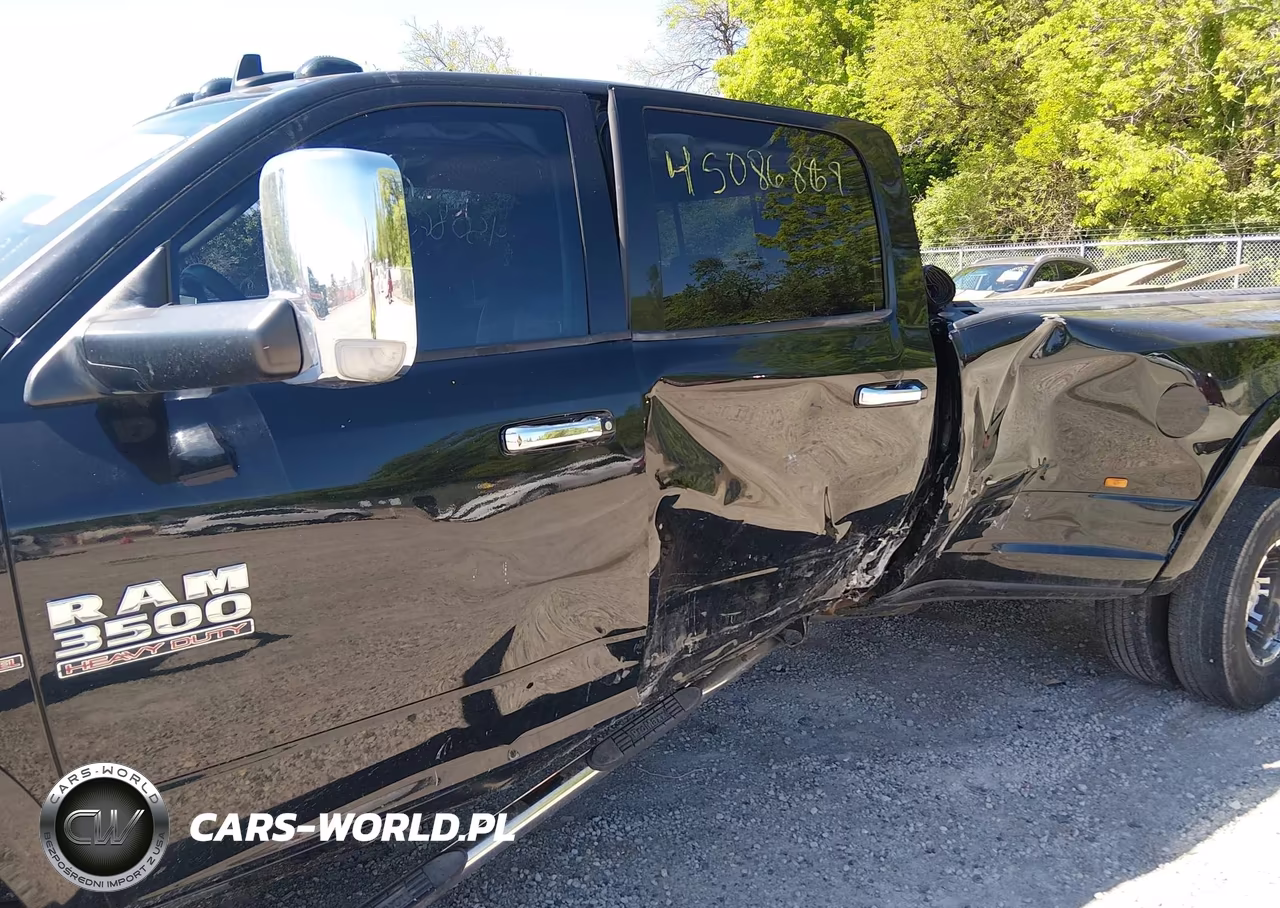 2014 Ram 3500 Laramie VIN:3C63RRJL2EG140660 - 15
