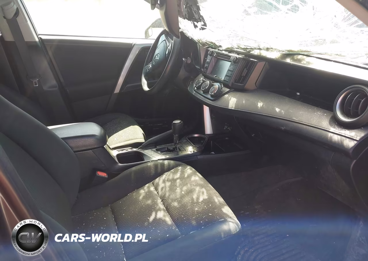 2018 Toyota Rav4 Le VIN:JTMBFREV1JJ238886 - 5
