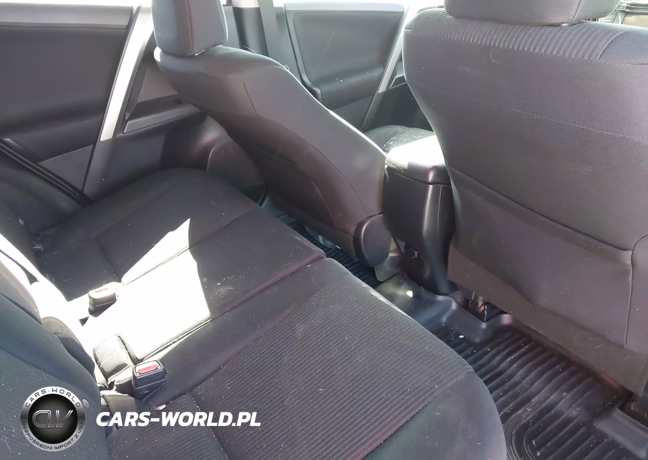 2018 Toyota Rav4 Le VIN:JTMBFREV1JJ238886 - 8