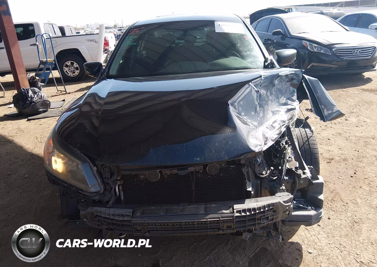 2015 Honda Accord Sport VIN:1HGCR2F59FA015411 - 13