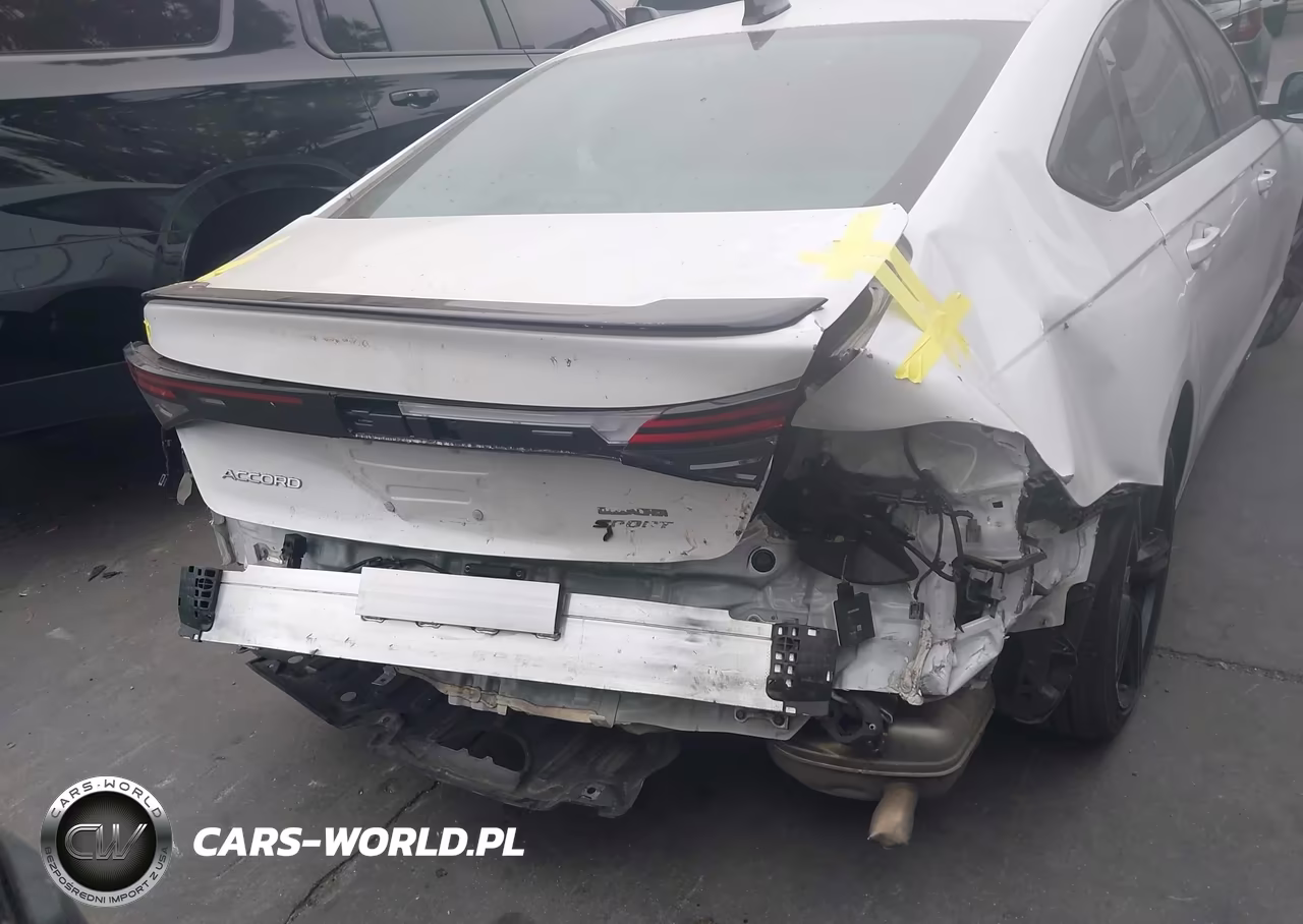 2023 Honda Accord Hybrid Sport-L VIN:1HGCY2F79PA045997 - 17