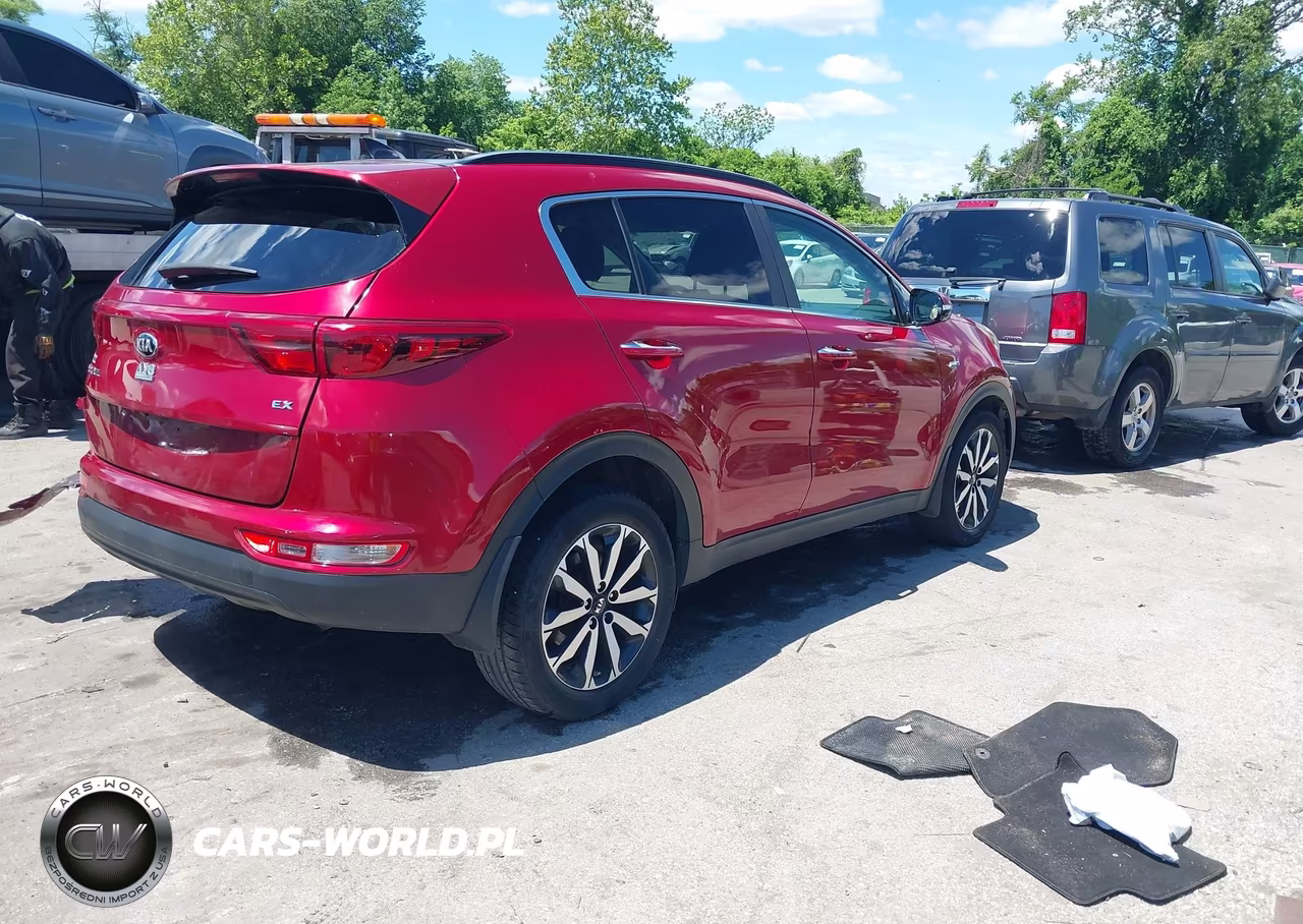 2019 Kia Sportage Ex VIN:KNDPNCAC3K7572975 - 4