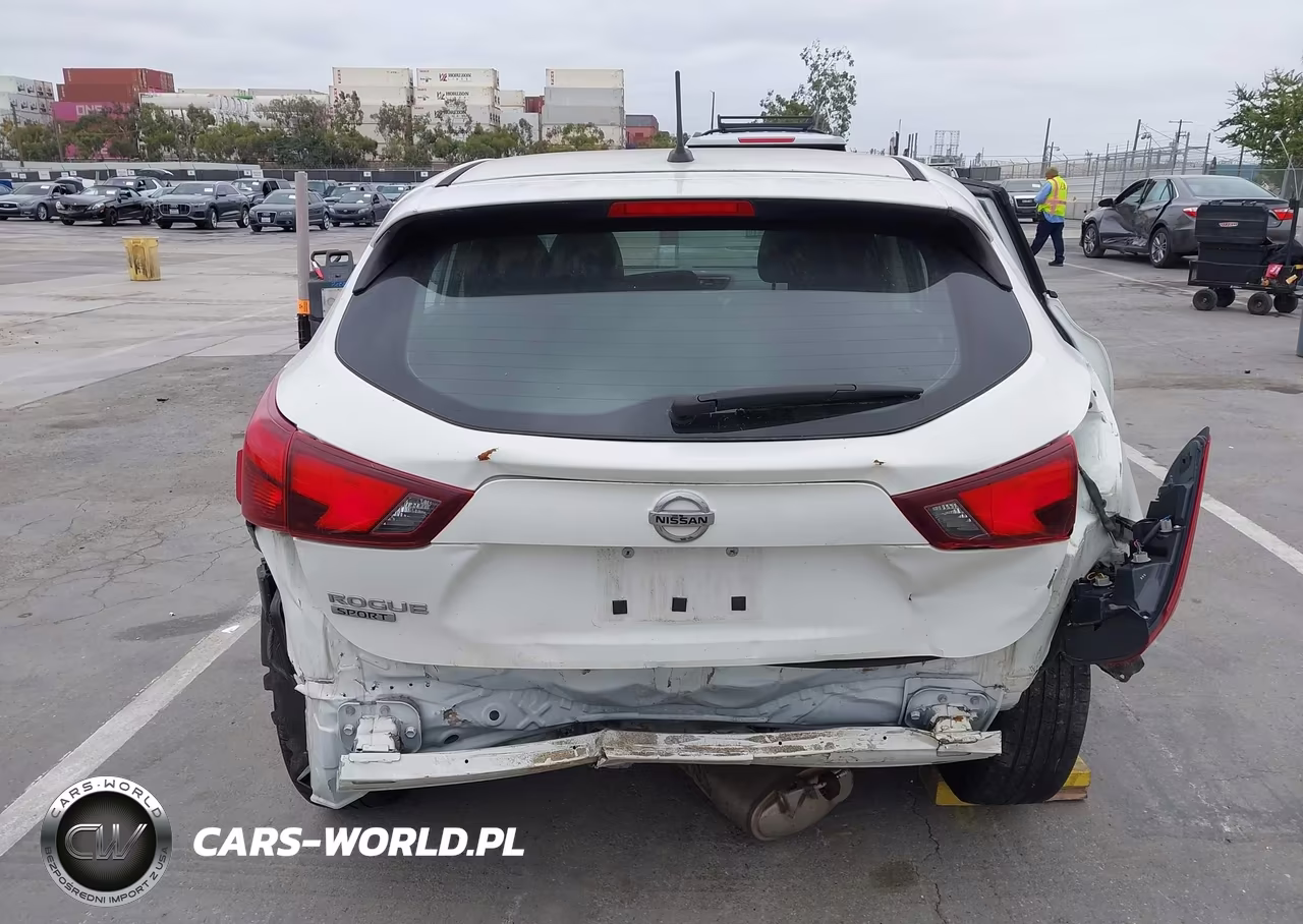 2019 Nissan Rogue Sport S VIN:JN1BJ1CP7KW231646 - 17