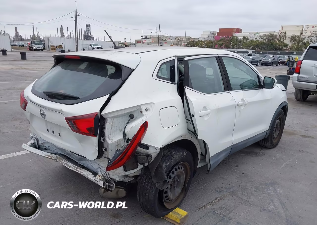 2019 Nissan Rogue Sport S VIN:JN1BJ1CP7KW231646 - 4