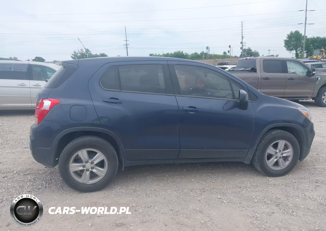 2019 Chevrolet Trax Ls VIN:3GNCJKSB7KL286155 - 13